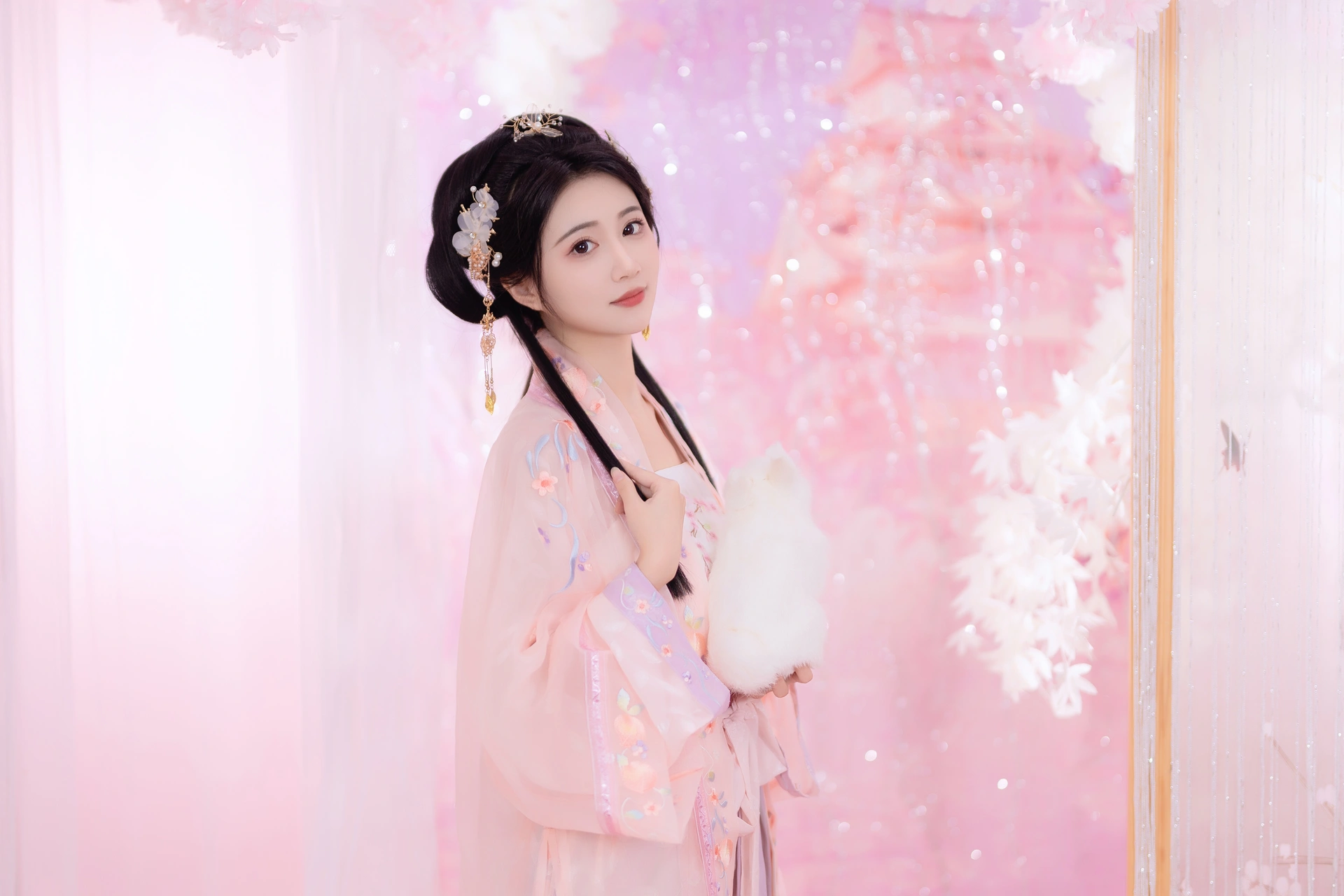 [YITUYU艺图语]2023.12.13 桃花笑 绮罗生的小苏苏 2